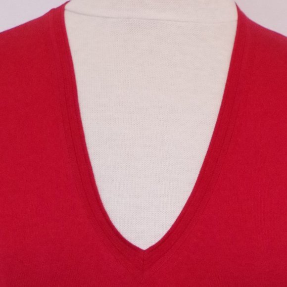 Hugo Boss Red Label Fine Knit V Neck Sweater- Sz S - Picture 3 of 6